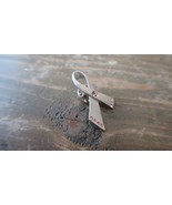Silver Tone 1.5&quot; Avon Pink Stone Breast Cancer Ribbon Pin - £7.89 GBP