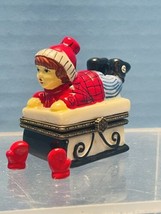 VTG Hinged Porcelain Trinket Box With Child on Snow Winter Sled with mittens - £14.39 GBP