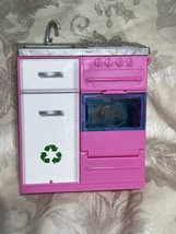 2018 Barbie Dream House Kitchen Sink Oven Stove Light Sound  pink - $16.78