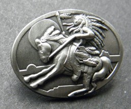 Indian Horse Feather Mustang Pewter Novelty Lapel Pin Badge 1 Inch - £4.48 GBP