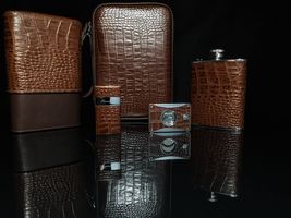Brizard and Co. Croco Tobacco  Leather  Havana Traveler with cutter & lighter image 5