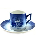 Royal Copenhagen 1979 Christmas Mini Cup &amp; Saucer “Choosing the Christma... - $372.39 MXN