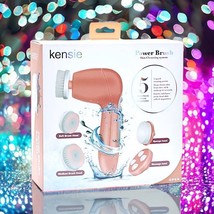 Kensie Beauty - Power Brush Set in CORAL MSRP $49.99 Brand New in Box - $34.64