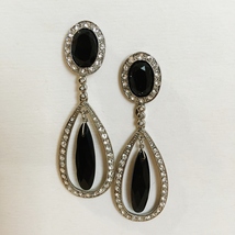 Monet Teardrop Earrings Rhinestones Reddish Black Stones Silvertone Metal Dangle - £35.39 GBP