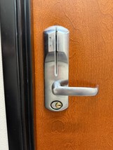 Kaba Electronic Key Card Lock Door Access Hotel Satin Chrome Used Right ... - $98.99