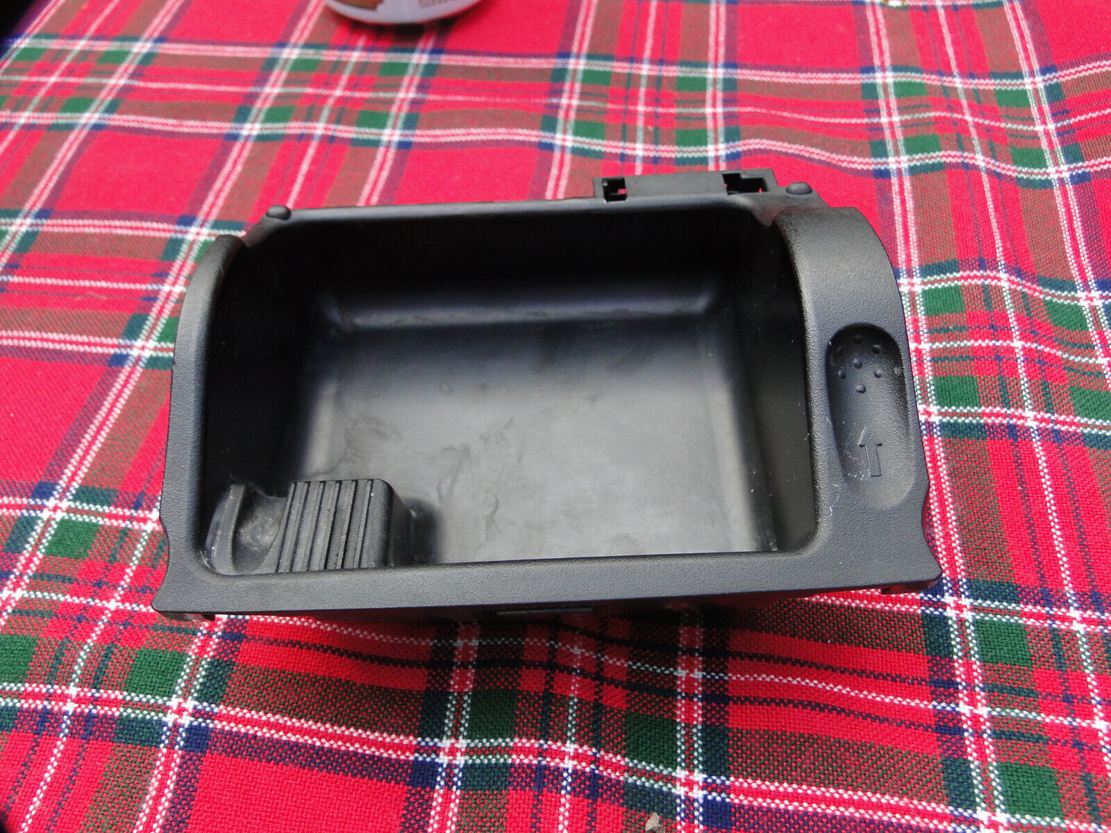 OEM 2002 MERCEDES BENZ C180 W203 A2036800130 ASHTRAY - $20.89