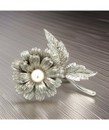 Mikimoto Estate Akoya Flower Pearl Brooch Pin Sterling Silver 6.16 mm M415 - $485.10