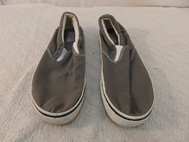 ADULT BASIC EDITION GRAY WHITE SLIP ON SKATEBOARDING MEN&#39;S sz9.5M SHOES ... - $13.11
