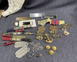 Mixed Lot - Korean War vintage lot USN Navy Marine Pins Ribbons Sargent ... - $122.76