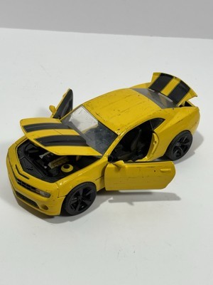 2010 Chevy Camaro SS Yellow in 1/24 Scale by Jada - $17.54