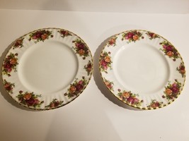Royal Albert Old Country Roses (2) Dinner Plates 10 3/8 inch England Bon... - £26.68 GBP