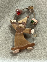 Vintage Mixed Metal Santa Claus with Heart Garland &amp; Yellow Red &amp; Green Beads - £10.46 GBP