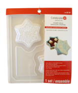 CELEBRATE IT 3 PART MOLD BAKEWEAR SNOWFLAKE MOLD - 1  SET (80083) - $164.35 MXN