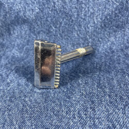 Vintage GEM MICROMATIC RAZOR Silver Tone Good Condition - $10.40