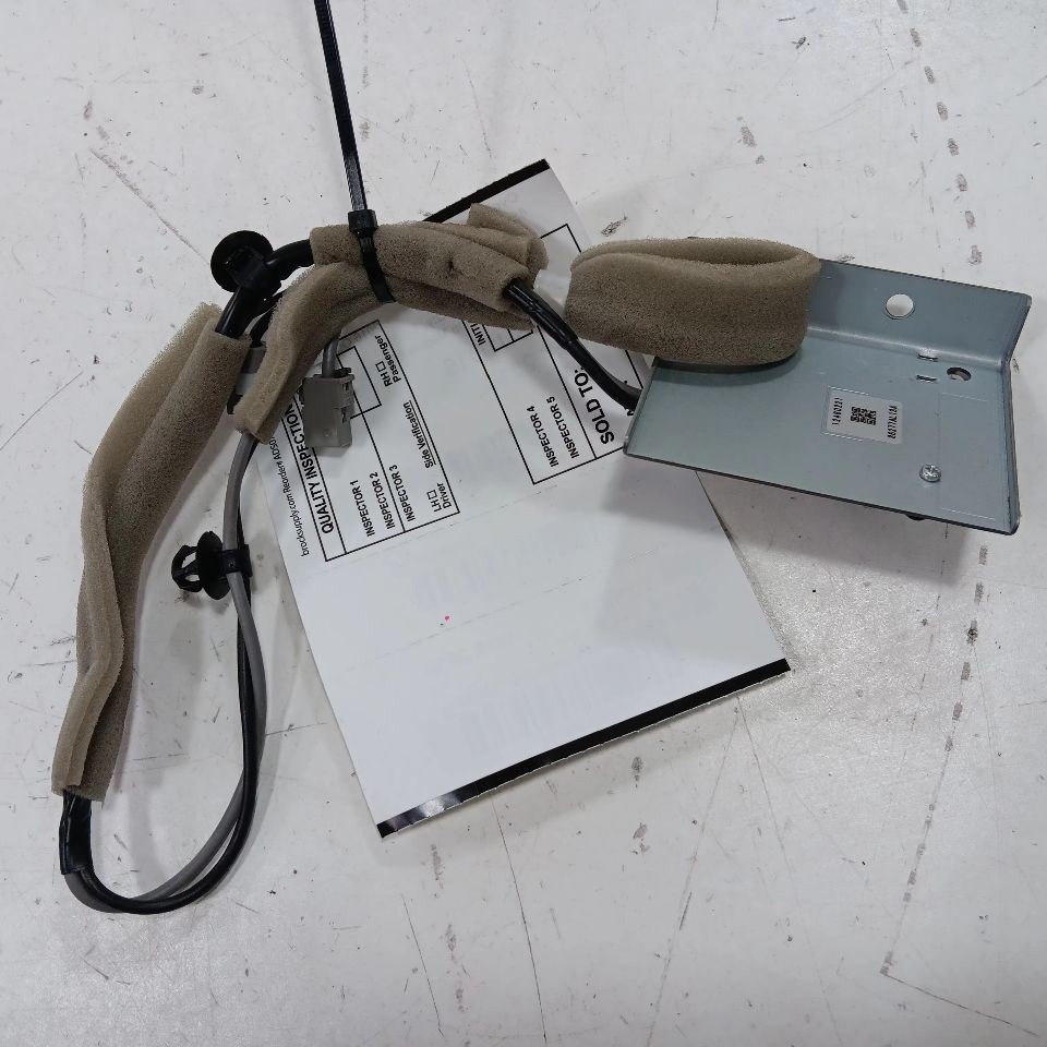 Legacy Outback GPS Navigation Module { 86277AL13A } 2015 2016 2017 - $24.94