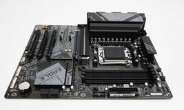 GIGABYTE B650 Eagle AX AM5 LGA 1718 AMD B650 ATX DDR5 Triple M.2 Motherboard image 4