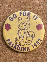 Washington Huskies NCAA Football Rose Bowl Pasadena Calif Pinback Button 1982 3&quot; - £10.65 GBP