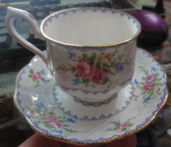 Vintage 1934 Royal Albert Petit Point Teacup &amp; Saucer Set England Bone C... - £13.34 GBP