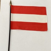 New Austria Mini Desk Flag - Black Wood Stick Gold Top 4” X 6” - £3.99 GBP