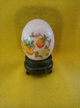 Vintage Avon Timeless Cologne Bottle Egg Shaped Pedestal Peach Orchard Design - £9.95 GBP