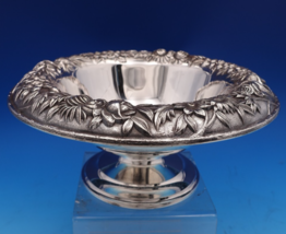 Repousse by Kirk Sterling Silver Fruit Bowl #229F 4 3/8&quot; x 9&quot; 17.7 ozt. ... - $940.50