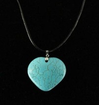 Modern Costume Jewelry Dyed Howlite Stone Faux Turquoise Heart Pendant Necklace - £12.91 GBP