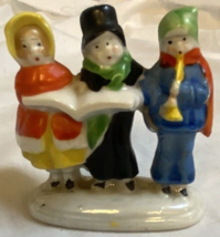 Vintage Xmas Ceramic Mini Japan Snowbaby Putz Caroler Figurines - £12.65 GBP