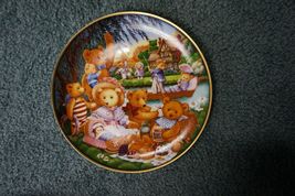 Carol Lawson Limited Edition &quot;A TEDDY BEAR PICNIC&quot; 1991 Collectible Wall Plate - £11.79 GBP