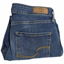 Womens Levis Signature Modern Capri Jeans SIZE 4 W27 Denim Pants 29x22 - $28.71