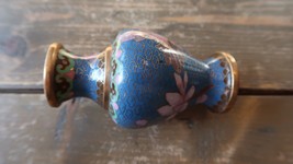 Antique Chinese Cloisonne Hummingbird Flower Vase 4&quot; - $57.61