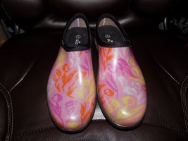 Sloggers Rubber Shoes Pink Floral Pattern Gardening Size 9 Women&#39;s EUC - $21.90