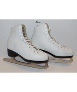 American athletic Shoe White Youth Size 3 Figure skates - £33.64 GBP