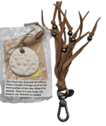 the sak Brown Leather Zipper Pull &amp; White Clay Essential Oil Diffuser - €20,78 EUR