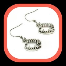 New Cute Vampire Teeth Halloween Earrings - $5.00