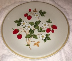 Sheffield Strawberries &#39;n Cream Dinner Plate Stoneware Thailand Oven to Table - £13.57 GBP
