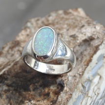 Australian Solid Natural Opal Sterling Silver Ring - £94.11 GBP