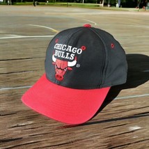 Vintage Chicago Bulls NBA Basketball Logo 7 Black Snapback Hat Cap Green Bill - $18.50