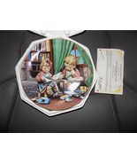 Hummel Little Companions &quot;Budding Scholars&quot; Collectible Plate NEW - £53.54 GBP