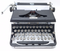 Vintage Royal Deluxe Portable Typewriter Florida Office Supply - £102.54 GBP