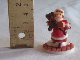 O&#39;Well Christmas Village Figurine Resin Child Girl w/ Teddy Bear Present 1.75&quot; - £11.25 GBP