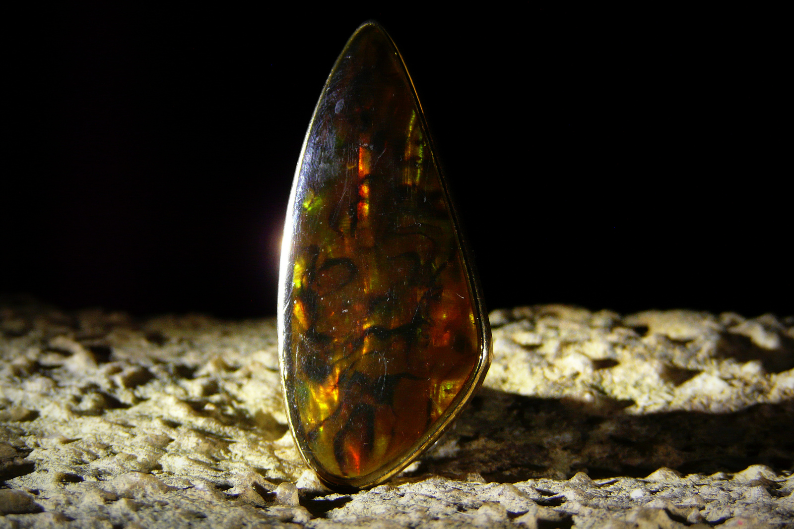 Extremely Powerful ABYSSAL WINGED DEMON Vintage Fire Agate Pendant Haunted izida - $434.00