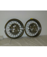 1964 Plymouth Valiant Hubcaps (1 Pair) - $3,453.26 MXN