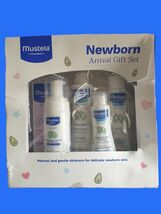 Mustela Newborn Arrival Gift Set Skincare &amp; Bath Time Essentials (Pack o... - $27.99
