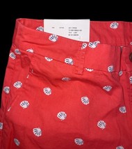 Uniqlo Women’s Chino Micro Shorts Size 4 Red Seashell Print NWT image 4