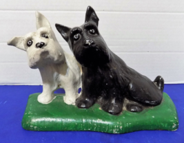 Cast Iron Dog&#39;s Scottish Terriers Doorstop Vintage Style Figurine - £29.12 GBP