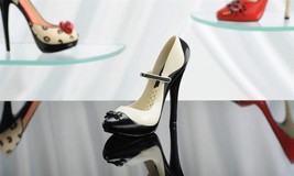 Stiletto Shoe Mini Figurines Diva's Closet (TM) Set of 10 Shoes 4" High Fashion image 2