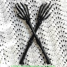 Halloween Gothic SKELETON HANDS ARMS BONES TONGS SALAD SERVERS Kitchen U... - $6.90