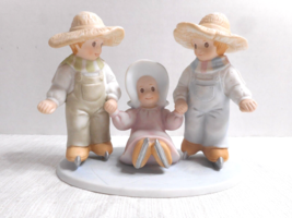 Homco 1990 Circle of Friends Masterpiece &quot;Love Lifted Me&quot; Figurine Kids ... - £16.50 GBP