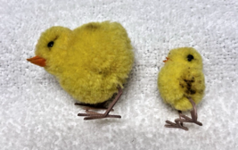 2 Vintage Steiff WOOLEN Fat Baby Chicks In Momma Baby Poms - $39.11