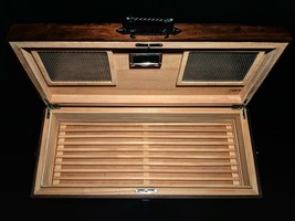 Hacienda Humidor by Brizard and Co Made in USA Measures 26.5 " L X 11.5" X 5.5" image 10